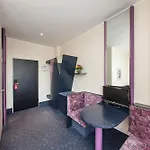 Mirage Duesseldorf-neuss Otel 3*