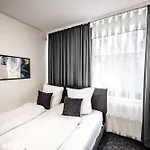 Mirage Duesseldorf-neuss Otel 3*