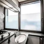 Mirage Duesseldorf-neuss 3*