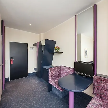 Mirage Duesseldorf-neuss Hotel 3*