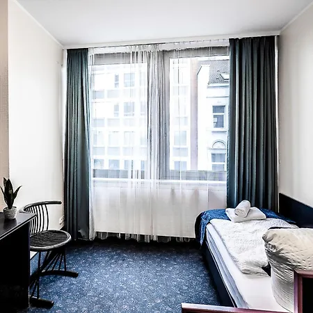 Mirage Düsseldorf-neuss Hotel 3*