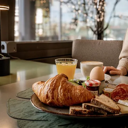 Mirage Duesseldorf-neuss 3*