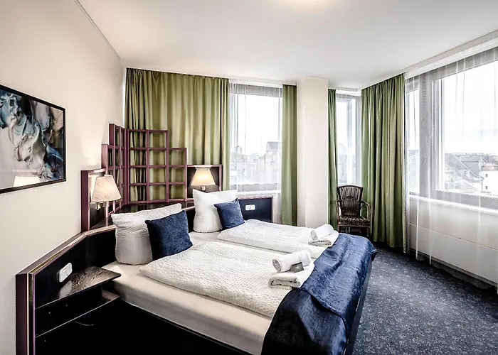 Mirage Duesseldorf-neuss 3*