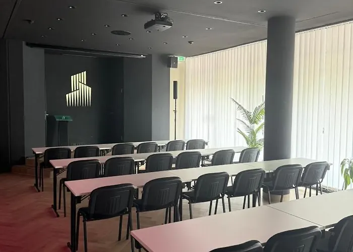 Mirage Duesseldorf-neuss Hotel 3*