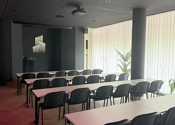 Mirage Duesseldorf-neuss